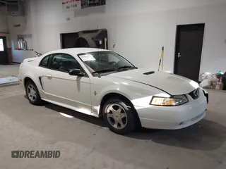2000 Ford Mustang z VIN 1FAFP4049YF271931, wystawiony jako IAAI lot #41984117 z przebiegiem 219 865 mil mil oraz . Historia ofert i sprzedaży dostępna na DreamBid. Obrazek 1.
