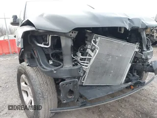 2019 Ram 1500 Tradesman с VIN 1C6SRFCT6KN743475, выставлен на аукционе IAAI как лот 41015557 с пробегом 77 435 миль миль и . История ставок и продаж доступна на DreamBid. Изображение 6.