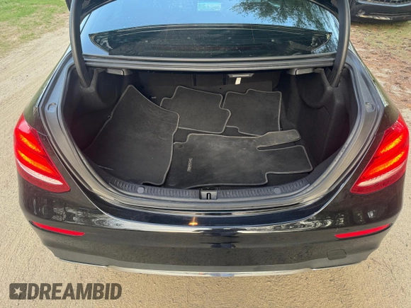 2017 Mercedes-Benz E-Class E 300 Luxury with VIN WDDZF4KB3HA104604, listed as a Copart auction lot 55533765 with 125,497 mi miles and Clean Title. Bid and sale history available at carsss.com. Image 11.