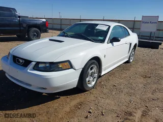 2001 Ford Mustang Standard with VIN 1FAFP40471F137005, listed as a IAAI auction lot 40493197 with 203,547 mi miles. Bid and sale history available at carsss.com. Image 18.