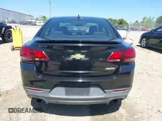 2014 Chevrolet SS z VIN 6G3F15RW4EL943464, wystawiony jako IAAI lot #42054516 z przebiegiem 92 993 mil mil oraz . Historia ofert i sprzedaży dostępna na DreamBid. Obrazek 16.