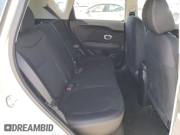 2015 Kia Soul with VIN KNDJN2A20F7768353, listed as a Copart auction lot 49320135 with 135,636 mi miles and Clean Title. Bid and sale history available at DreamBid. Image 11.