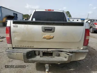 2013 Chevrolet Silverado 1500 LT with VIN 3GCPKSE74DG330767, listed as a Copart auction lot 49609515 with 252,108 mi miles and Salvage Title. Bid and sale history available at DreamBid. Image 6.
