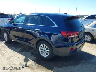 2020 Kia Sorento L with VIN 5XYPG4A30LG628228, listed as a IAAI auction lot 41391031 with 64,771 mi miles. Bid and sale history available at carsss.com. Image 3.