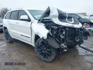 2017 Jeep Grand Cherokee Altitude z VIN 1C4RJFAG9HC946689, wystawiony jako IAAI lot #41994538 z przebiegiem 123 339 mil mil oraz . Historia ofert i sprzedaży dostępna na DreamBid. Obrazek 1.