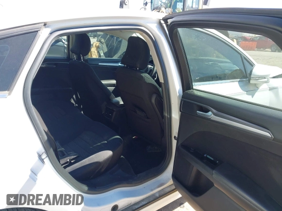 2016 Ford Fusion SE with VIN 3FA6P0H79GR257701, listed as a IAAI auction lot 41624311 with 118,963 mi miles. Bid and sale history available at carsss.com. Image 8.