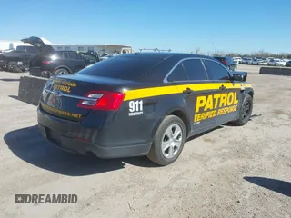 2017 Ford Police Interceptor Sedan with VIN 1FAHP2L86HG145905, listed as a IAAI auction lot 41725867 with 168,671 mi miles. Bid and sale history available at carsss.com. Image 4.