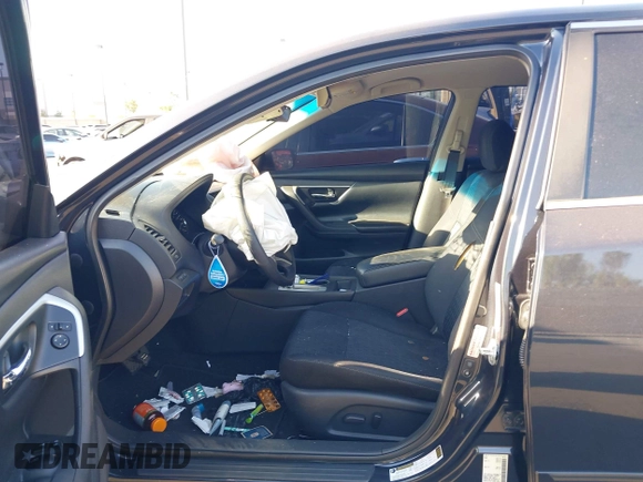 2016 Nissan Altima SR with VIN 1N4AL3AP5GC282773, listed as a IAAI auction lot 42386733 with 134,584 mi miles and . Bid and sale history available at DreamBid. Image 5.