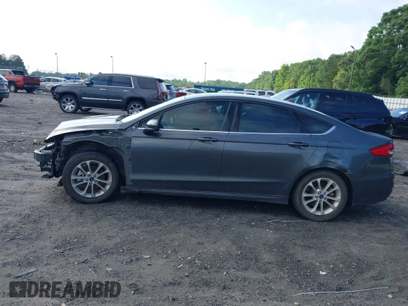 2020 Ford Fusion SE с VIN 3FA6P0HD0LR247946, выставлен на аукционе IAAI как лот 42299189 с пробегом 115 302 миль миль и . История ставок и продаж доступна на DreamBid. Изображение 15.