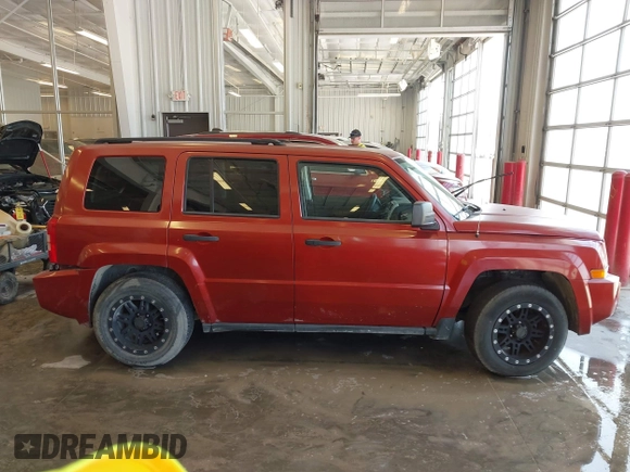 2008 Jeep Patriot Sport with VIN 1J8FT28008D705380, listed as a IAAI auction lot 41790973 with 74,436 mi miles and . Bid and sale history available at DreamBid. Image 14.