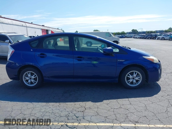 2011 Toyota Prius I z VIN JTDKN3DU0B0253881, wystawiony jako IAAI lot #42504310 z przebiegiem 148 758 mil mil oraz . Historia ofert i sprzedaży dostępna na DreamBid. Obrazek 13.