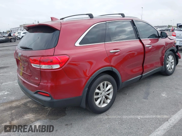2016 Kia Sorento LX with VIN 5XYPG4A33GG100267, listed as a IAAI auction lot 42098220 with 42,661 mi miles. Bid and sale history available at carsss.com. Image 4.