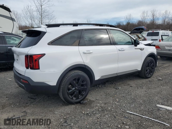 2022 Kia Sorento X-Line S with VIN 5XYRLDLC7NG109066, listed as a Copart auction lot 49709975 with 42,031 mi miles and Salvage Title. Bid and sale history available at carsss.com. Image 3.