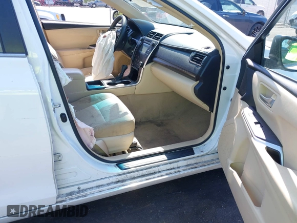 2015 Toyota Camry XLE with VIN 4T1BF1FK6FU948938, listed as a IAAI auction lot 42023487 with 107,232 mi miles. Bid and sale history available at carsss.com. Image 5.