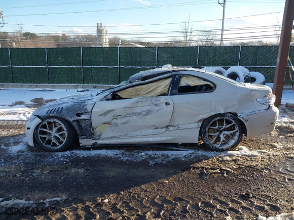 2009 BMW M3 with VIN WBSWD93519PY43499, listed as a IAAI auction lot 41373944 with 86,466 mi miles. Bid and sale history available at carsss.com. Image 14.