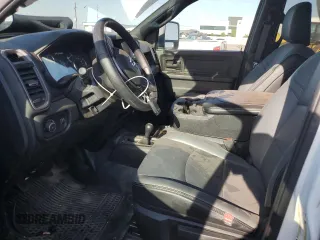 2023 Ram 2500 Tradesman with VIN 3C6UR5HJ2PG543865, listed as a Copart auction lot 62860394 with 8,995 mi miles and Salvage Title. Bid and sale history available at carsss.com. Image 7.