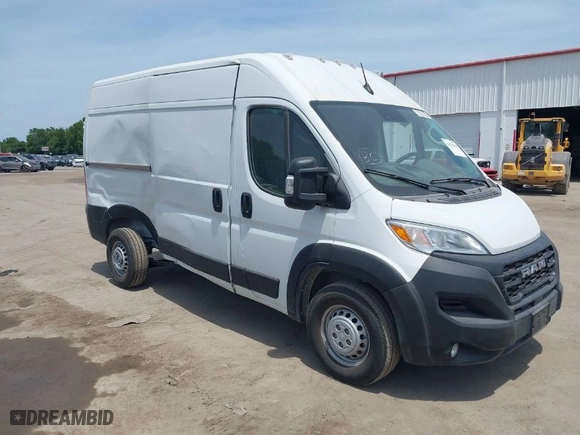 2025 Ram ProMaster Cargo Van Tradesman with VIN 3C6LRVCG2SE513485, listed as a IAAI auction lot 42070229 with 5,030 mi miles. Bid and sale history available at carsss.com. Image 1.