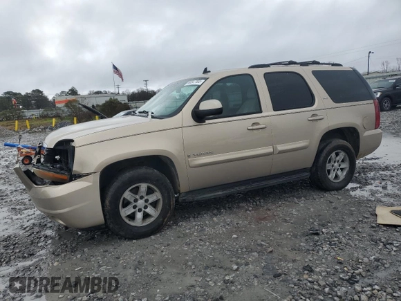 2008 GMC Yukon SLT w/4SB with VIN 1GKFC13J48R220037, listed as a Copart auction lot 44947105 with 274,618 mi miles and Salvage Title. Bid and sale history available at carsss.com. Image 1.