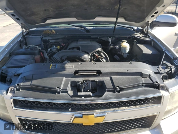 2007 Chevrolet Tahoe LT with VIN 1GNFC13J17J145992, listed as a Copart auction lot 57673385 with 151,804 mi miles and Salvage title. Bid and sale history available at DreamBid. Image 12.
