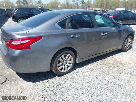 2016 Nissan Altima 2.5 SR with VIN 1N4AL3AP0GC186923, listed as a IAAI auction lot 41897336 with 217,771 mi miles. Bid and sale history available at carsss.com. Image 4.
