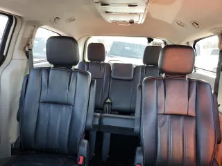 2014 Chrysler Town & Country Touring with VIN 2C4RC1BGXER445471, listed as a Copart auction lot 47644165 with 172,247 mi miles and Salvage Title. Bid and sale history available at carsss.com. Image 10.