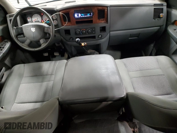 2006 Dodge 3500 SLT z VIN 3D7LX38C06G242855, wystawiony jako Copart lot #50630325 z przebiegiem 208 246 mil mil oraz Czysty tytuł • Clean title. Historia ofert i sprzedaży dostępna na DreamBid. Obrazek 8.