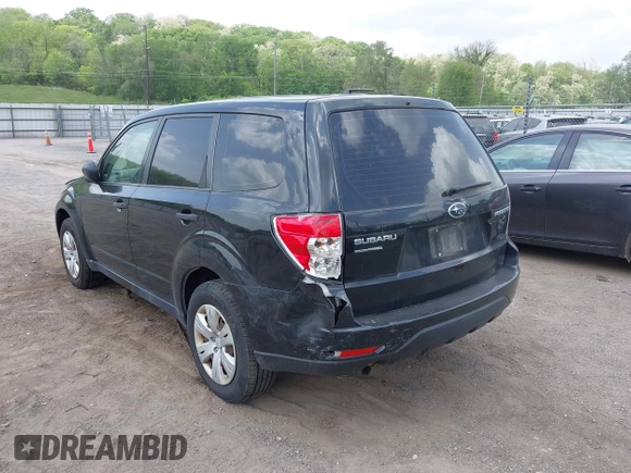 2010 Subaru Forester X с VIN JF2SH6AC4AH746646, выставлен на аукционе IAAI как лот 42272272 с пробегом 193 319 миль миль и . История ставок и продаж доступна на DreamBid. Изображение 3.