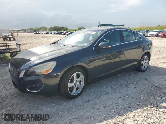 2013 Volvo S60 T5 Premier with VIN YV1612FS8D2185589, listed as a Copart auction lot 58694315 with 130,091 mi miles and Clean title. Bid and sale history available at DreamBid. Image 1.