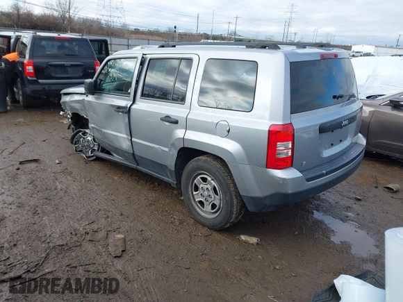 2017 Jeep Patriot Sport with VIN 1C4NJPBA5HD209935, listed as a IAAI auction lot 41522830 with 58,724 mi miles. Bid and sale history available at carsss.com. Image 3.