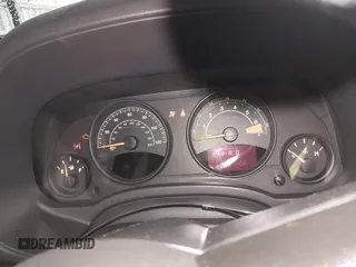 2016 Jeep Patriot High Altitude z VIN 1C4NJRFB0GD500582, wystawiony jako IAAI lot #42298262 z przebiegiem 117 643 mil mil oraz . Historia ofert i sprzedaży dostępna na DreamBid. Obrazek 16.