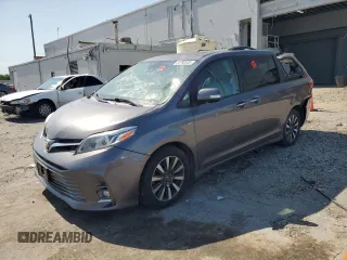 2018 Toyota Sienna XLE с VIN 5TDDZ3DC0JS196792, выставлен на аукционе Copart как лот 57250445 с пробегом 146 479 миль миль и Списание • Salvage title. История ставок и продаж доступна на DreamBid. Изображение 1.