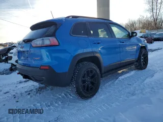2019 Jeep Cherokee Trailhawk Elite with VIN 1C4PJMBN7KD281186, listed as a Copart auction lot 88060405 with 110,268 mi miles and Clean title. Bid and sale history available at DreamBid. Image 3.
