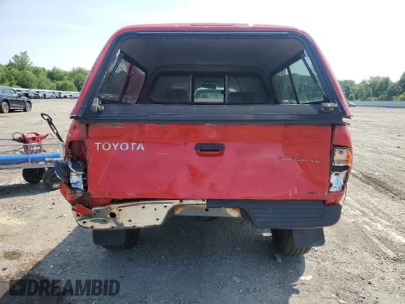 2004 Toyota Tacoma PreRunner z VIN 5TEGN92N24Z368036, wystawiony jako Copart lot #60845605 z przebiegiem 210 145 mil mil oraz Czysty tytuł • Clean title. Historia ofert i sprzedaży dostępna na DreamBid. Obrazek 6.