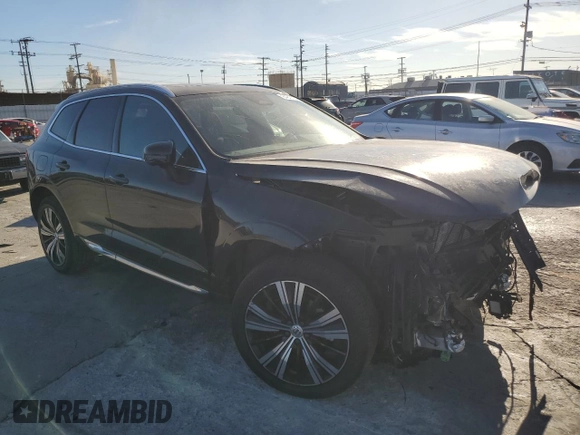 2023 Volvo XC60 Plus Bright Theme with VIN YV4L12RN0P1290603, listed as a Copart auction lot 84247784 with 13,016 mi miles and Salvage Title. Bid and sale history available at carsss.com. Image 4.