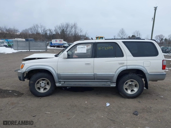 1997 Toyota 4Runner Limited with VIN JT3GN87R8V0031320, listed as a IAAI auction lot 41290049 with 155,500 mi miles. Bid and sale history available at carsss.com. Image 14.