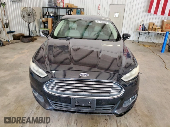 2013 Ford Fusion SE with VIN 3FA6P0HR3DR194009, listed as a Copart auction lot 61962645 with 138,889 mi miles and Clean title. Bid and sale history available at DreamBid. Image 5.