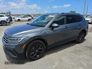 2024 Volkswagen Tiguan SE z VIN 3VV3B7AX6RM041420, wystawiony jako Copart lot #56056825 z przebiegiem 37 740 mil mil oraz Czysty tytuł • Clean title. Historia ofert i sprzedaży dostępna na DreamBid. Obrazek 1.