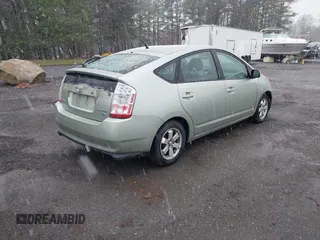 2008 Toyota Prius with VIN JTDKB20UX87818355, listed as a IAAI auction lot 41968375 with 216,376 mi miles. Bid and sale history available at carsss.com. Image 4.