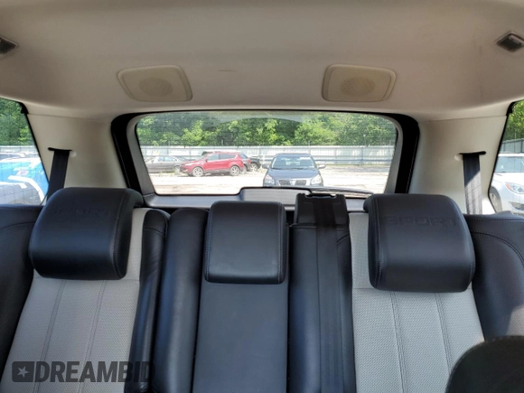 2013 Land Rover Range Rover Sport SC z VIN SALSH2E40DA778879, wystawiony jako Copart lot #59311415 z przebiegiem 132 111 mil mil oraz Tytuł czysty. Historia ofert i sprzedaży dostępna na DreamBid. Obrazek 10.