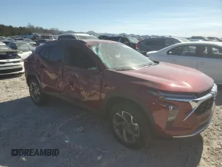 2024 Chevrolet Trax LT with VIN KL77LHE27RC203863, listed as a Copart auction lot 49471575 with 5,201 mi miles and Salvage Title. Bid and sale history available at carsss.com. Image 4.