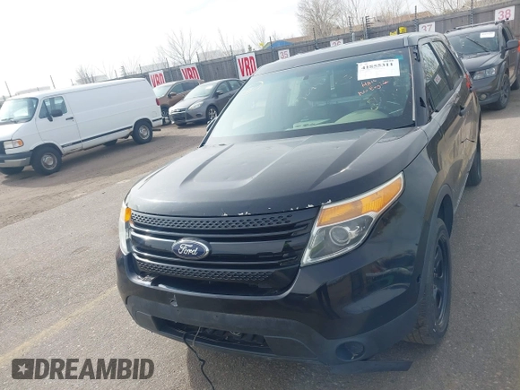 2013 Ford Police Interceptor Utility z VIN 1FM5K8AR6DGA63897, wystawiony jako IAAI lot #41855311 z przebiegiem Nie podano mil oraz . Historia ofert i sprzedaży dostępna na DreamBid. Obrazek 13.