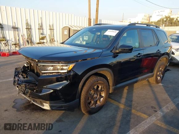 2023 Honda Pilot TrailSport with VIN 5FNYG1H60PB023366, listed as a IAAI auction lot 41040848 with 16,051 mi miles. Bid and sale history available at carsss.com. Image 17.