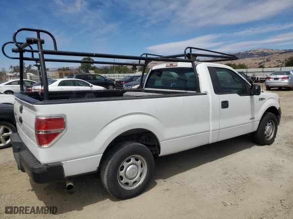 2011 Ford F-150 XL with VIN 1FTNF1CT1BKE20289, listed as a Copart auction lot 67071124 with 261,315 mi miles and Salvage Title. Bid and sale history available at carsss.com. Image 3.