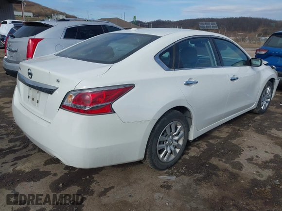 2015 Nissan Altima SL with VIN 1N4AL3AP2FN386804, listed as a IAAI auction lot 41665114 with 148,385 mi miles and . Bid and sale history available at DreamBid. Image 4.