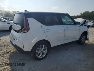 2024 Kia Soul S with VIN KNDJ23AU3R7231772, listed as a Copart auction lot 68330824 with 1,651 mi miles and Salvage title. Bid and sale history available at DreamBid. Image 3.