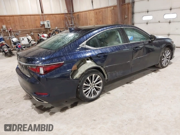2021 Lexus ES 350 z VIN 58ADZ1B1XMU087881, wystawiony jako IAAI lot #42264527 z przebiegiem 15 273 mil mil oraz . Historia ofert i sprzedaży dostępna na DreamBid. Obrazek 4.