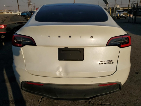 2021 Tesla Model Y Long Range with VIN 5YJYGDEE5MF072572, listed as a Copart auction lot 88444425 with NaN miles and Salvage Title. Bid and sale history available at carsss.com. Image 6.