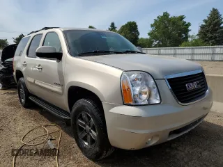 2007 GMC Yukon SLT with VIN 1GKFK13057J305802, listed as a Copart auction lot 57156884 with 218,494 mi miles and Salvage Title. Bid and sale history available at carsss.com. Image 4.