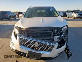 2019 Lincoln MKC Select with VIN 5LMCJ2D90KUL37996, listed as a Copart auction lot 48400885 with 57,264 mi miles and Salvage title. Bid and sale history available at DreamBid. Image 5.