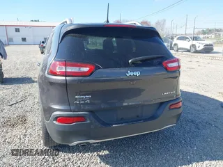 2016 Jeep Cherokee Limited with VIN 1C4PJMDB9GW321735, listed as a IAAI auction lot 41886999 with 62,604 mi miles. Bid and sale history available at carsss.com. Image 17.